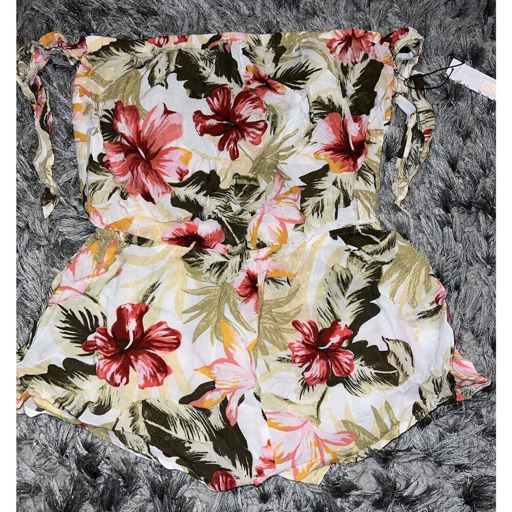 Forever 21 Swimsuit Coverup Romper Women Small Short Floral Beach Swim Wear